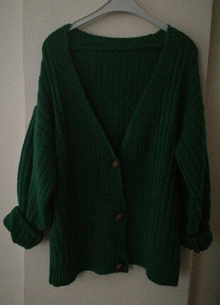 Yeşil oversize hırka