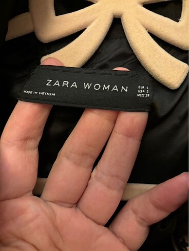 s Beden siyah Renk Zara yağmurluk