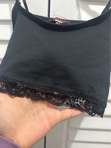 Diğer Dantel detaylı askılı crop
