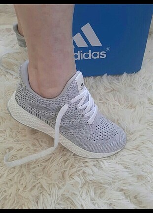 Adidas Spor Ayakkabı 