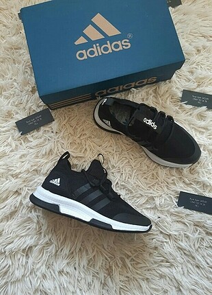 Adidas Spor Ayakkabı 