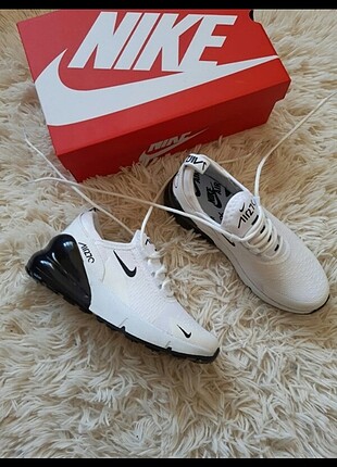 Nike Spor Ayakkabı