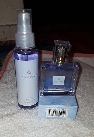 1 adet 30 ml perceive 1 adet vücut spreyi 