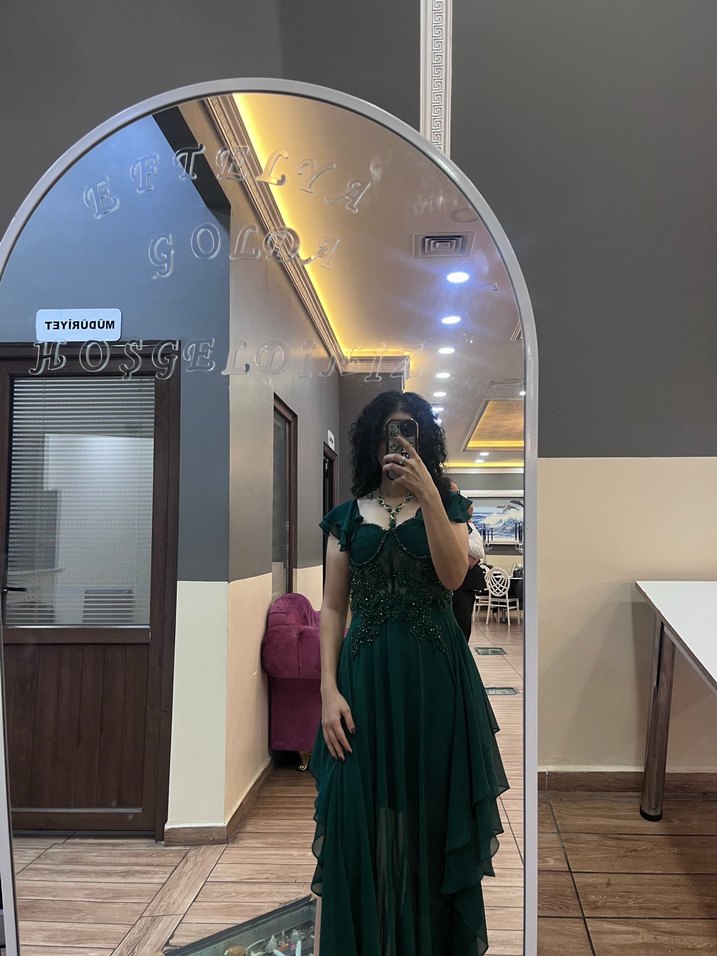 Yeşil İşlemeli Straplez Midi Abiye Elbise - Görsel 2