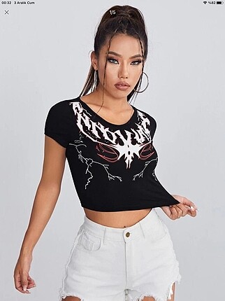 Siyah crop