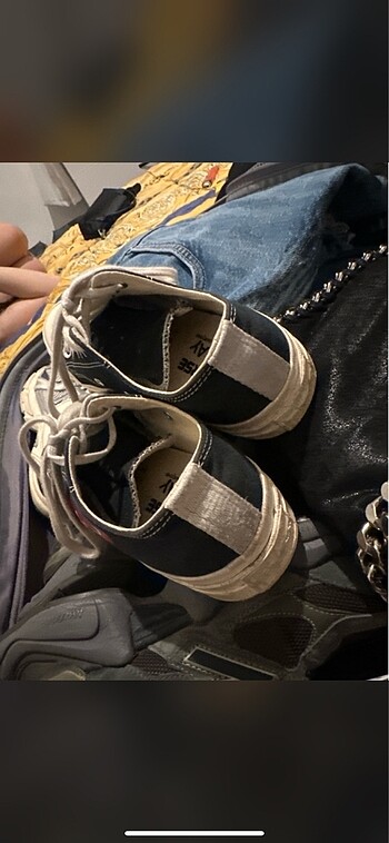 Converse Converse