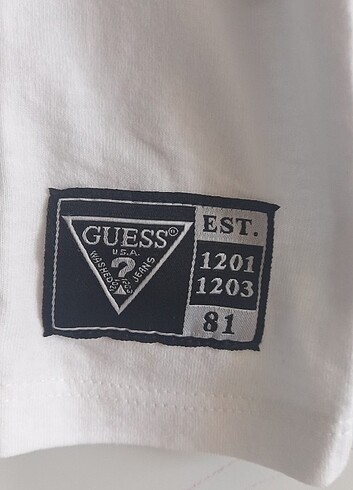 8 Yaş Beden beyaz Renk GUESS organik uzun kollu tshirt 8 yaş