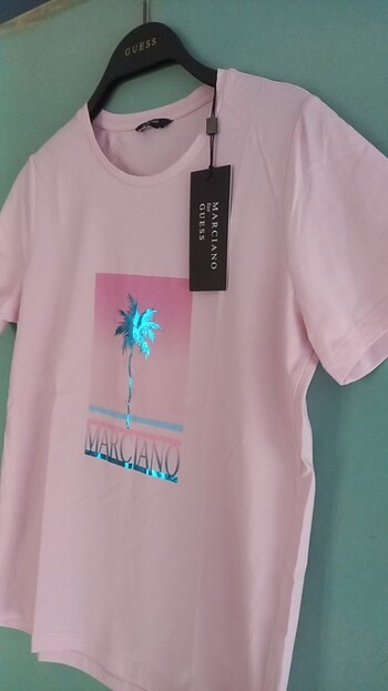 m Beden MARCIANO GUESS tshirt M