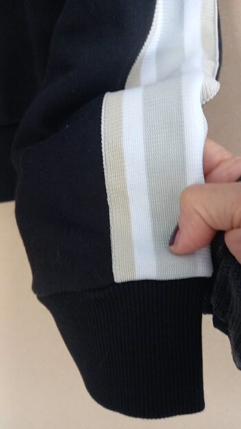 s Beden siyah Renk GUESS kapuşonlu kısa sweat S