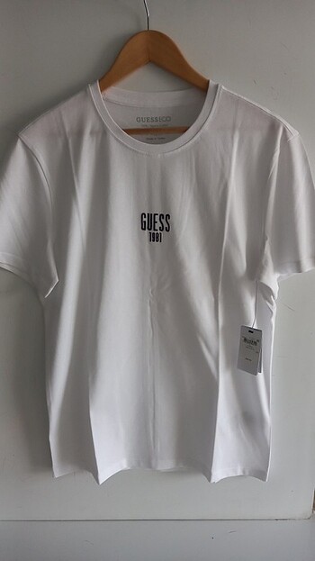 GUESS beyaz slimfit L