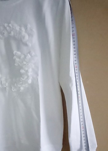 GUESS uzun kollu mevsimlik  SWEAT 12 yaş - Görsel 3