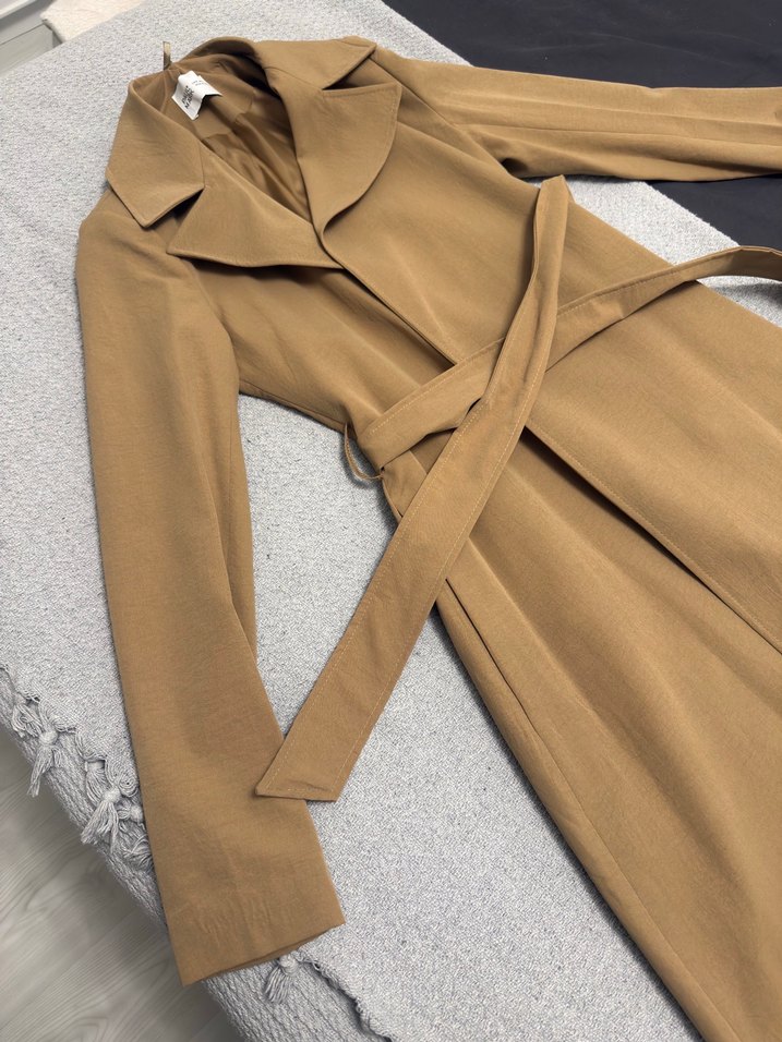 Kadın Camle
 Uzun Kemerli Trençkot - Görsel 3