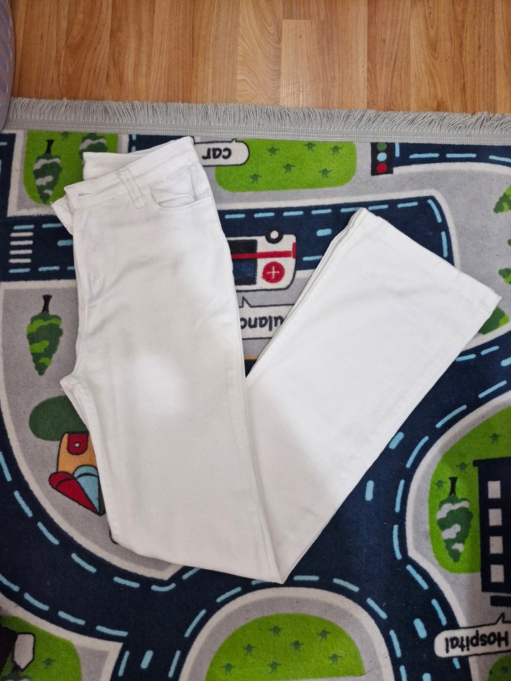 Kadın Beyaz İspanyol paçaPantolon - Görsel 2