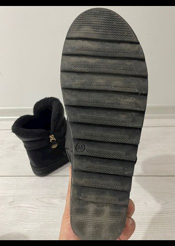 Siyah Kadın   Bot - Görsel 4