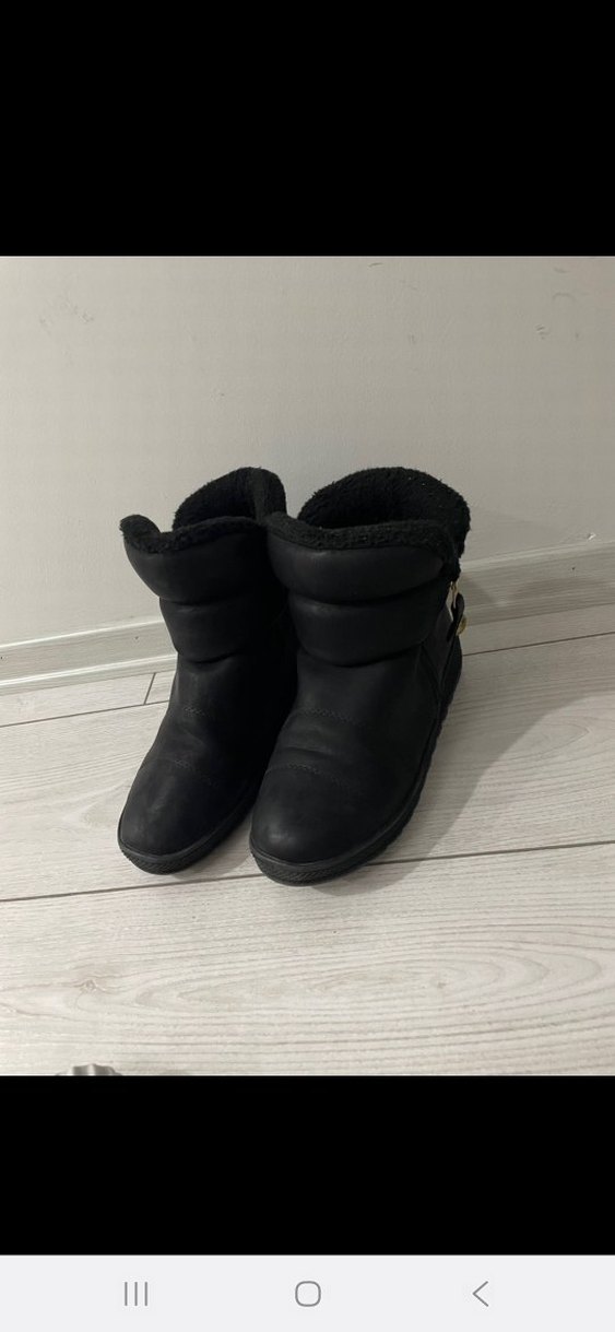 Siyah Kadın   Bot - Görsel 2