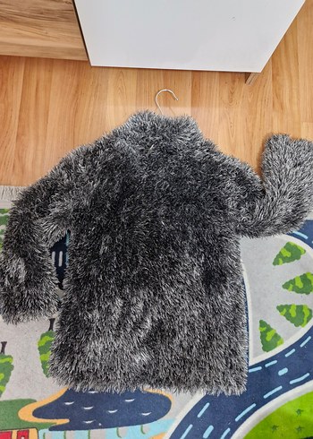 Erkek Çocuk Gri Kürklü El örgüsü Hırka - Görsel 4