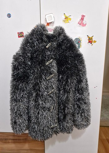 Erkek Çocuk Gri Kürklü El örgüsü Hırka - Görsel 3