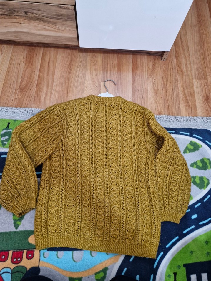 Hardal sarısı el örgüsü hırka - Görsel 4