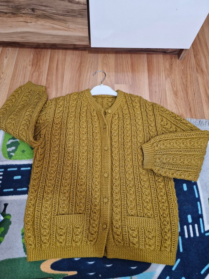 Hardal sarısı el örgüsü hırka - Görsel 3