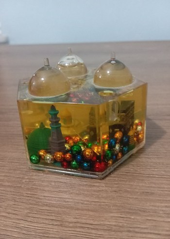 renkli Kabe temalı küre