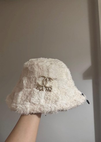 Chanel Peluş şapka
