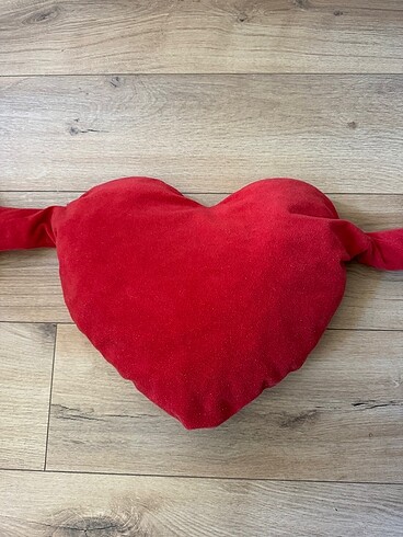 Ikea kalp yastık