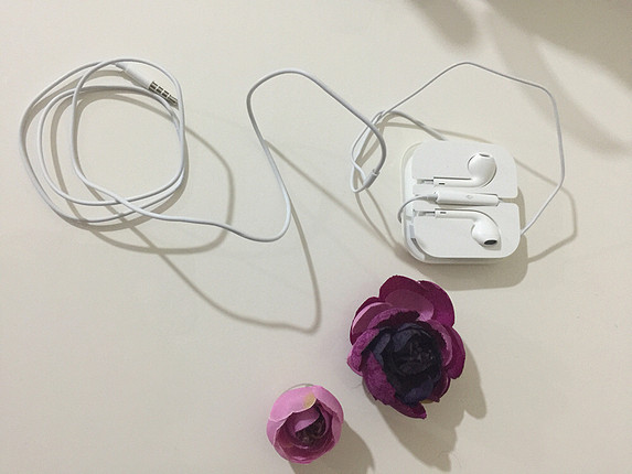 Armine Merhaba iphone 6 plus kulaklığım #orijinal ve hiç kullanılmamışt