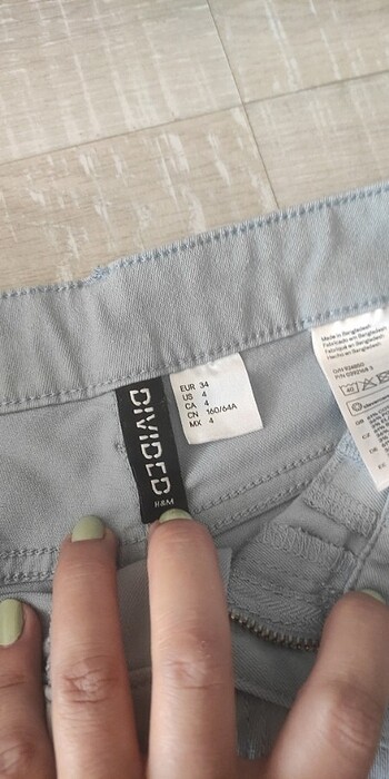 H&M H&M mavi mini şort