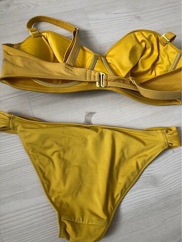 l Beden sarı Renk Penti bikini takımı