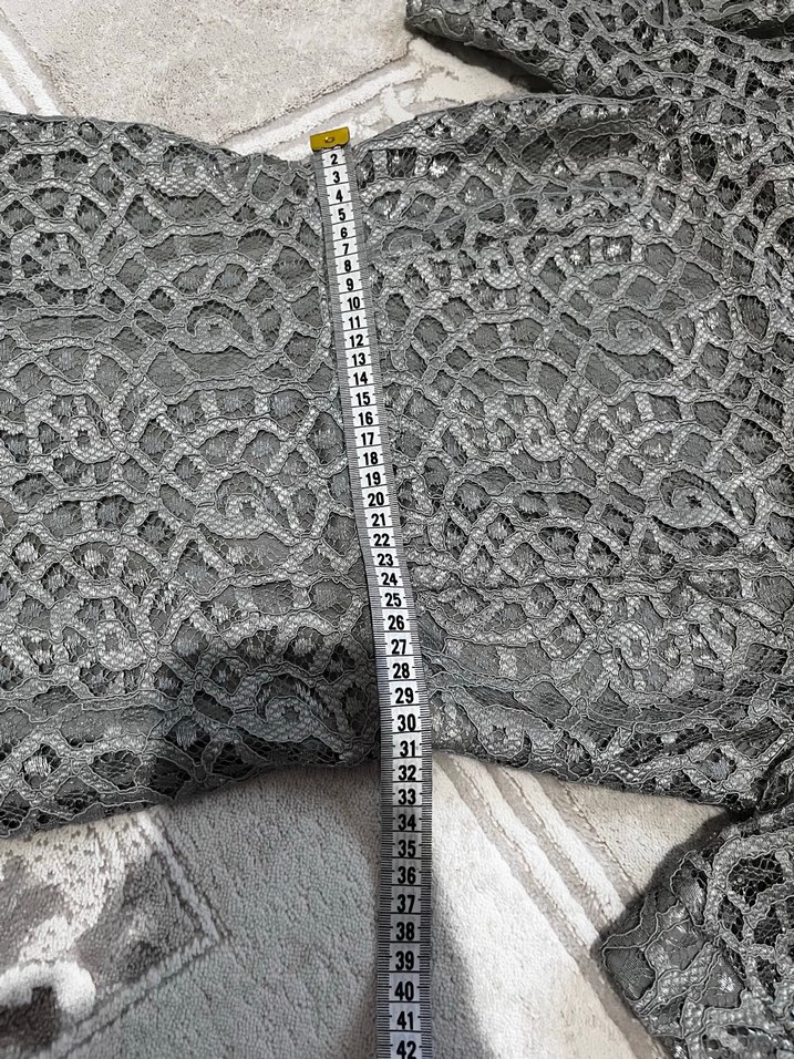 Gri güpür abiye elbise - Görsel 3