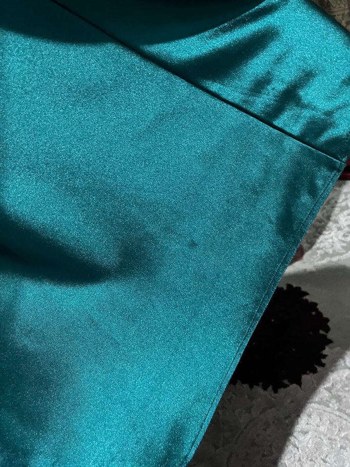 Saten Yeşil Drapeli Uzun Abiye Elbise - Görsel 4