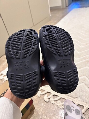27 Beden Crocs terlik