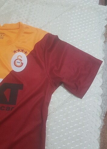 m Beden altın Renk Galatasaray