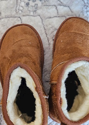 Taba ugg