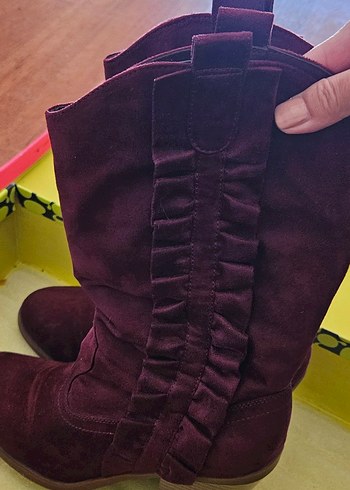 Bordo Süet Fırfırlı Kadın Çizme - Görsel 7