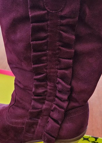 Bordo Süet Fırfırlı Kadın Çizme - Görsel 4