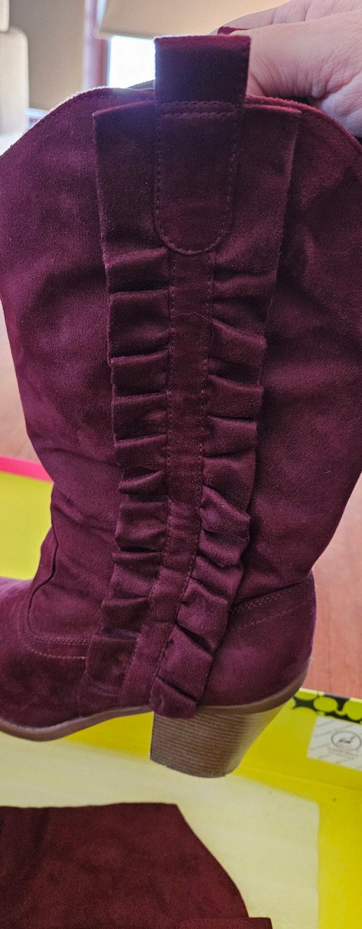 Bordo Süet Fırfırlı Kadın Çizme - Görsel 4