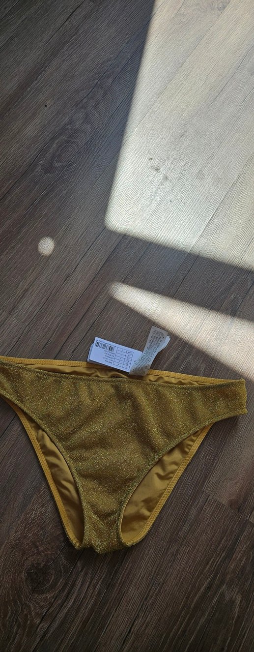 Parlak Altın Rengi Kadın Bikini Altı - Görsel 3