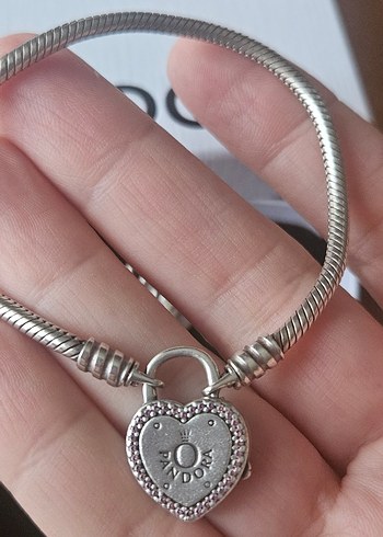 Gri Zincir Detaylı Pandora Bileklik - Görsel 6