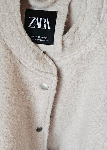 Bej Düğmeli Kız Çocuk Kaban - Görsel 2