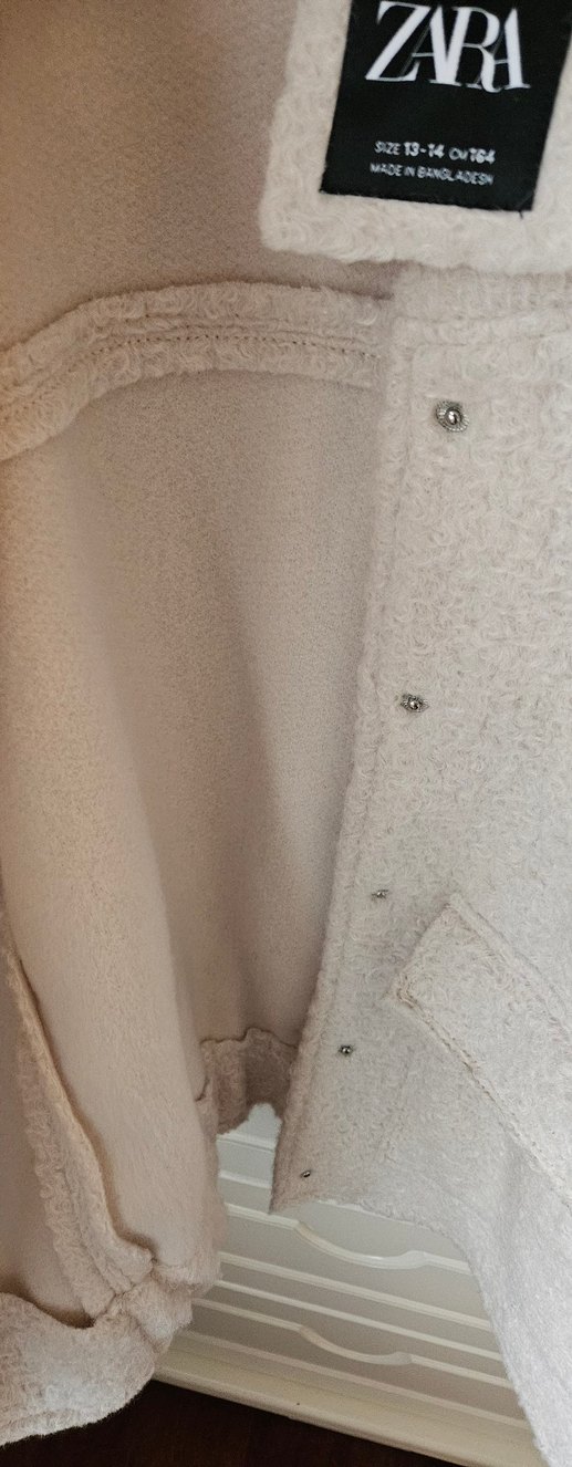 Bej Düğmeli Kız Çocuk Kaban - Görsel 3