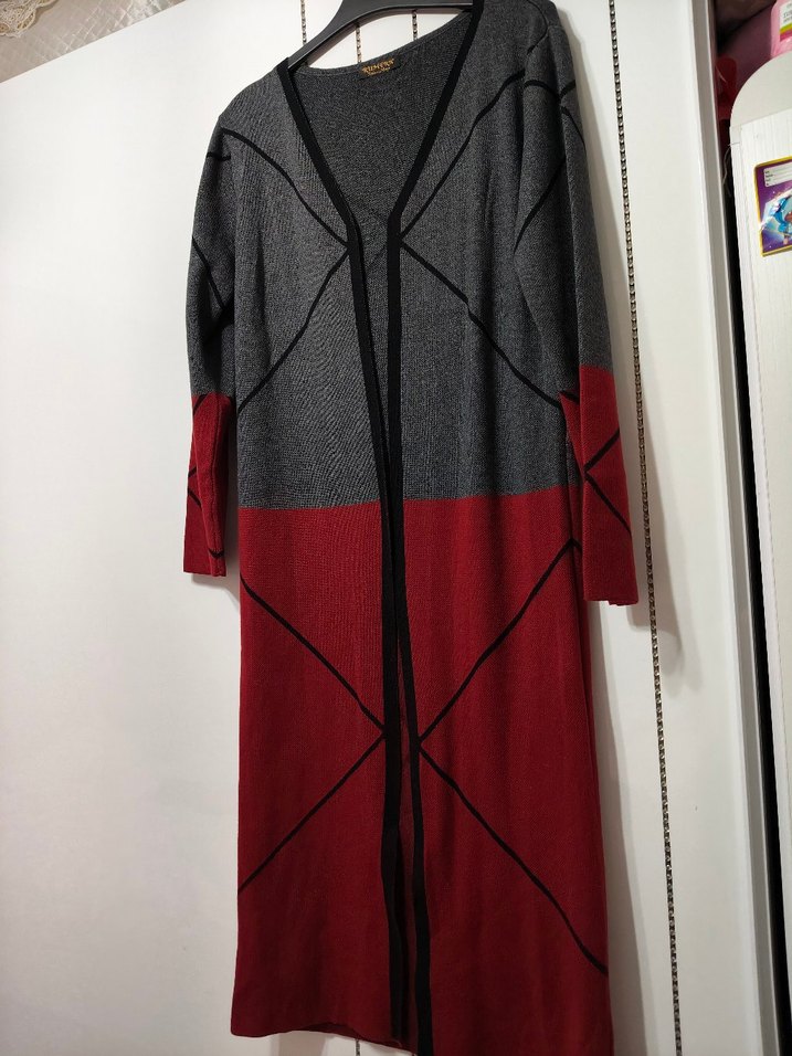 Uzun Gri-Kırmızı Desenli Triko Elbise - Görsel 5