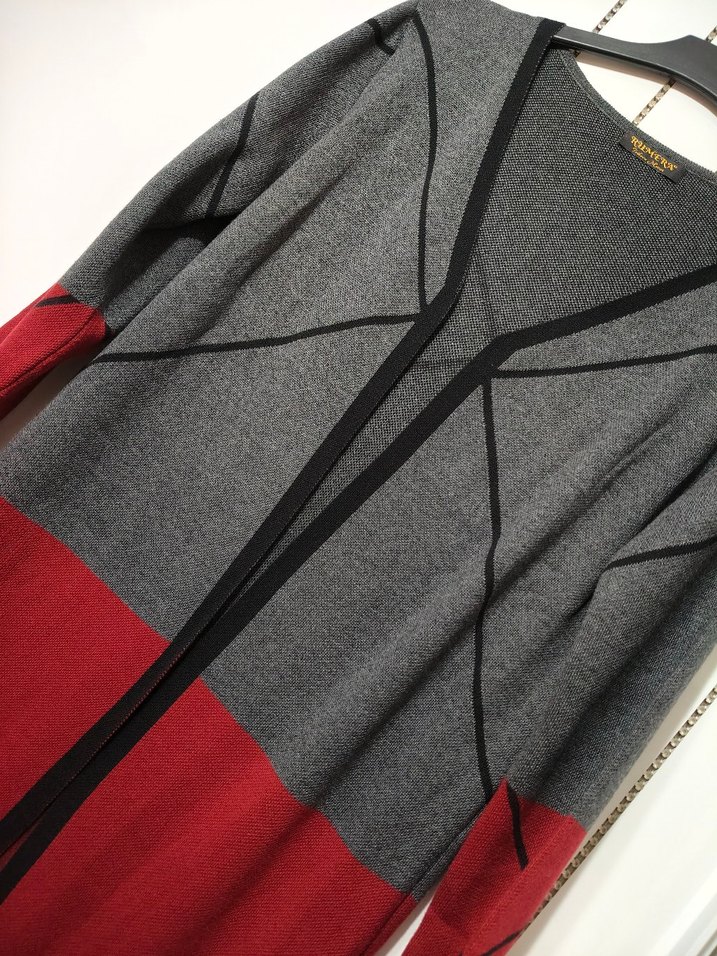 Uzun Gri-Kırmızı Desenli Triko Elbise - Görsel 2