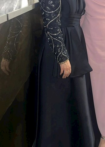 Nakışlı Siyah Uzun Kollu Uzun Abiye Elbise