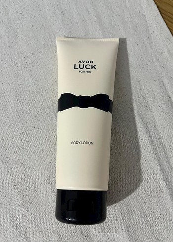 Avon Luck For Her Vücut Losyonu