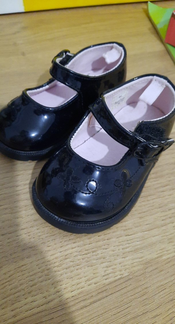 Kız Çocuk Siyah Rugan Tokalı Babet Ayakkabı - Görsel 2