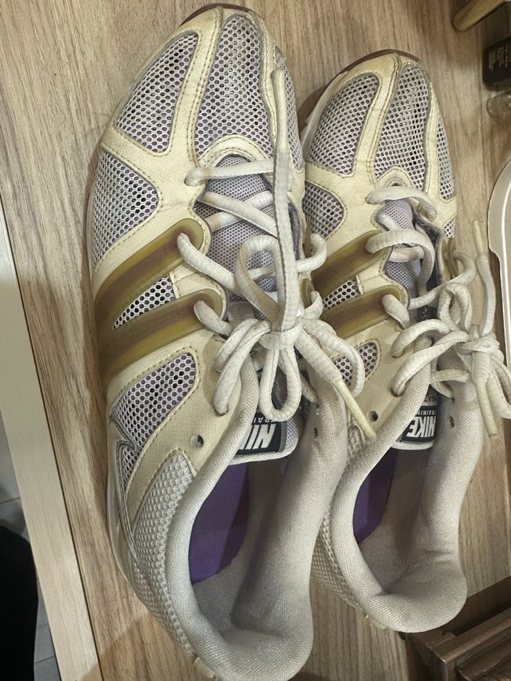 Nike Beyaz Gri Kadın Spor Ayakkabı - Görsel 2