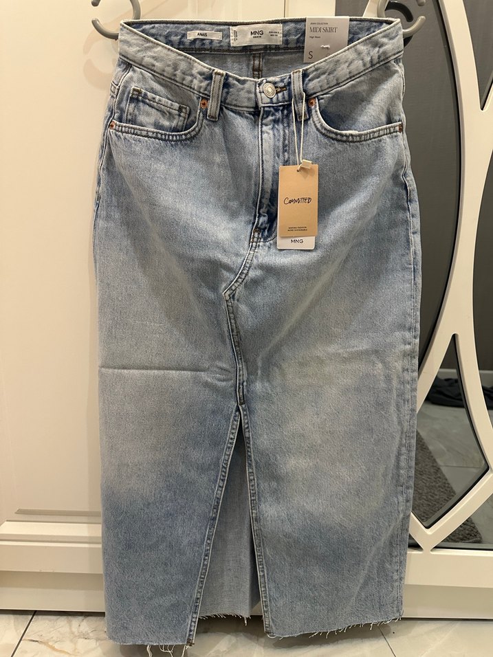 Açık Mavi Yırtmaçlı Denim etek etiketli - Görsel 3