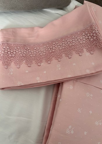 Nakışlı Pembe Nevresim Takımı - Görsel 2