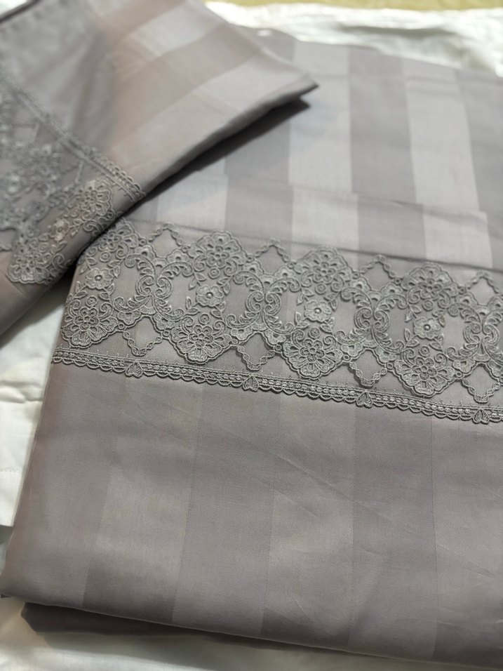 Gri Nakışlı Nevresim Takımı - Görsel 2